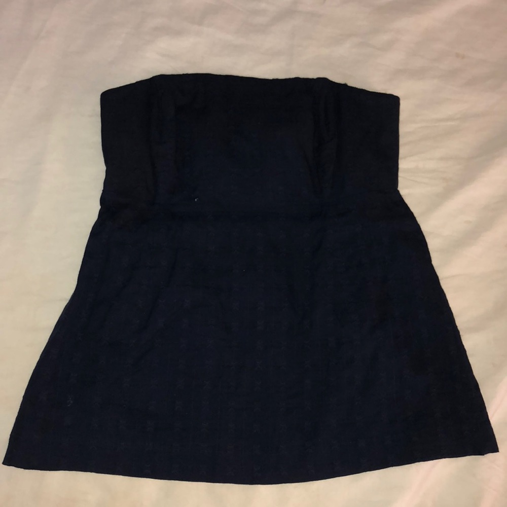 Vineyard vines top